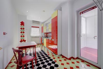 Apartament cu 4 camere decomandat, mobilat în Cotroceni