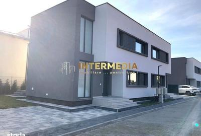 Casă cu 4 camere în Ultracentral