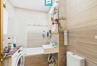 Apartament cu 2 camere decomandat în Zimandu Nou