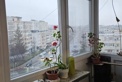 Apartament cu 3 camere decomandat în Craiovei - 1