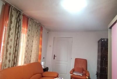 Casă cu 2 camere cu Teren 540 Mp în Central - 7
