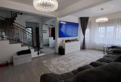Casă cu 4 camere cu Garaj în Sud - 6