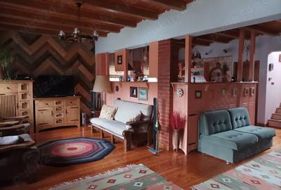 Casă cu 4 camere în Brădești - 2