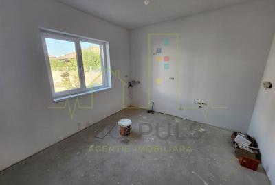 Duplex cu 5 camere cu Canalizare în Dumbrăvița - 15