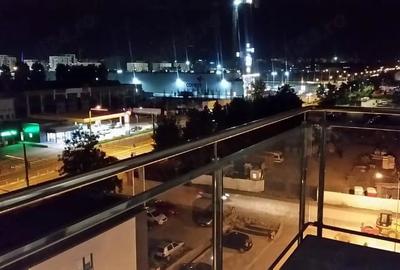 Apartament cu 3 camere decomandat în Tractorul - 9