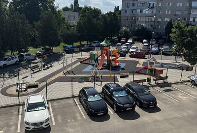 Apartament cu 2 camere decomandat, mobilat în Km 4 - 2