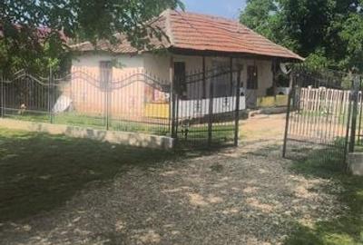 Casă cu 2 camere cu Teren 84 Mp în Odobești - 4