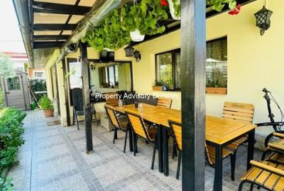 Casă cu 5 camere cu Teren 233 Mp în Pipera