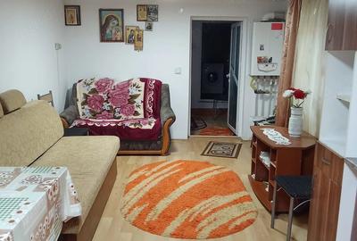 Casă cu 2 camere cu Teren 60 Mp în Central