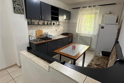 Apartament cu 2 camere semidecomandat în Girocului