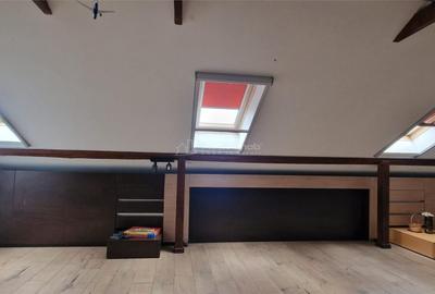 Casă cu 10 camere cu Teren 32.18 Mp în Muncitoresc