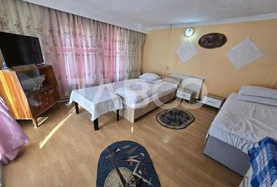 Casă cu 6 camere cu Canalizare în Central