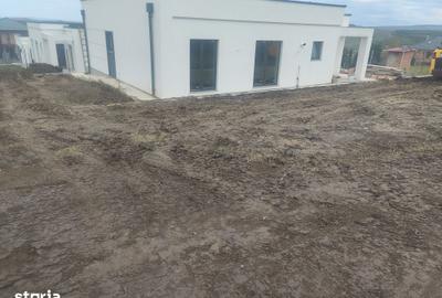 Casă cu 5 camere cu Teren 450 Mp în Apahida - 2
