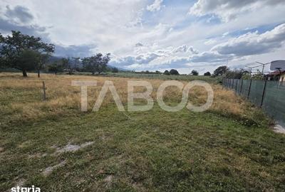 Teren de 2580 mp, în Sâmbăta de Sus