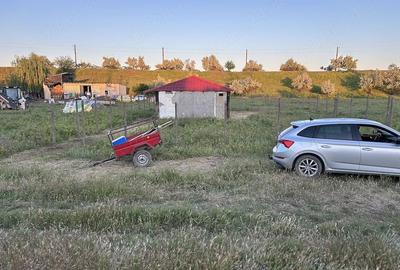 Teren de 1000 mp, în Bărboși