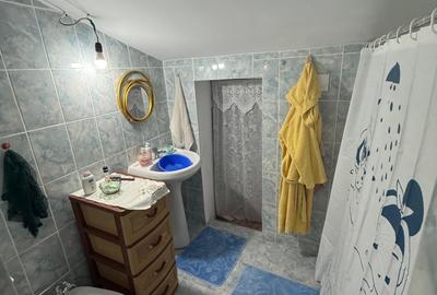 Casă cu 4 camere în Mihai Viteazu