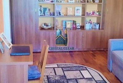 Apartament cu 2 camere semidecomandat în Libertății
