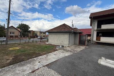 Casă cu 4 camere în Apahida