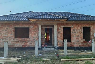 Casă cu 3 camere în Bogonos - 2