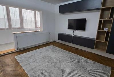 Apartament cu 4 camere decomandat în Central - 3