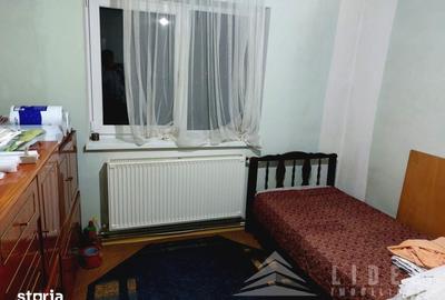 Apartament cu 4 camere decomandat în Gruia - 2