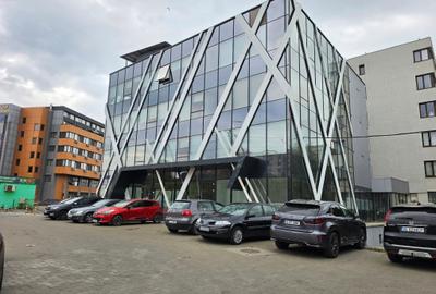 Spațiu comercial, de 560 mp, în Tătărași