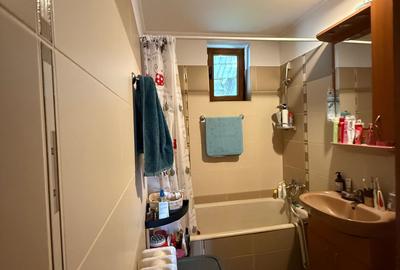 Casă cu 4 camere cu Teren 390 Mp în Ultracentral