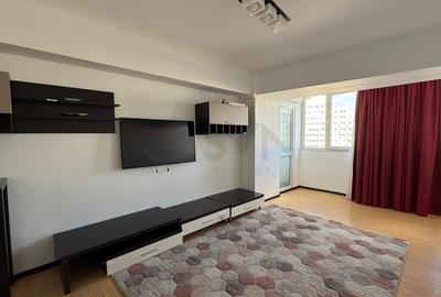 Apartament cu 3 camere decomandat, mobilat în Colentina