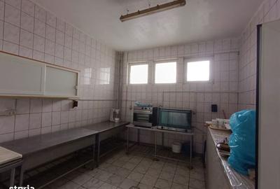Apartament cu 4 camere în Central - 2