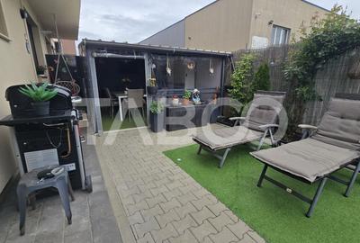 Apartament cu 3 camere decomandat, mobilat în Periferie