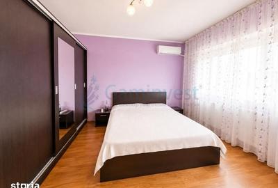 Garsonieră decomandată în Rogerius