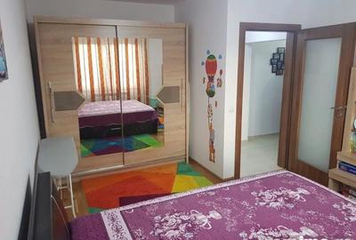 Apartament cu 2 camere decomandat în Eroii Revoluției