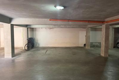 Apartament cu 2 camere semidecomandat în Decebal
