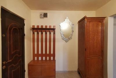 Apartament cu 2 camere decomandat în 1 Mai