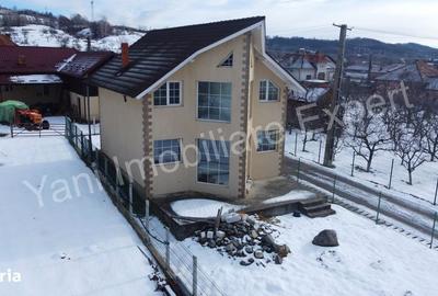Casă cu 4 camere în Șuici - 2