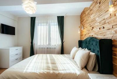 Apartament cu 3 camere semidecomandat în Exterior Vest