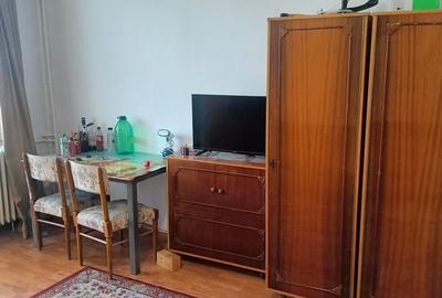 Garsonieră decomandată în Florești