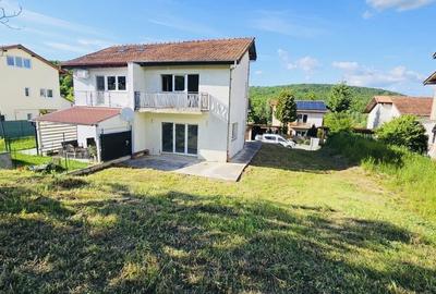 Duplex cu 3 camere cu Canalizare în Gilău - 1