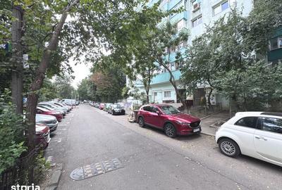 Apartament cu 3 camere decomandat în Grivița - 2