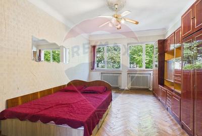 Casă cu 5 camere cu Teren 700 Mp în 13 Septembrie - 8