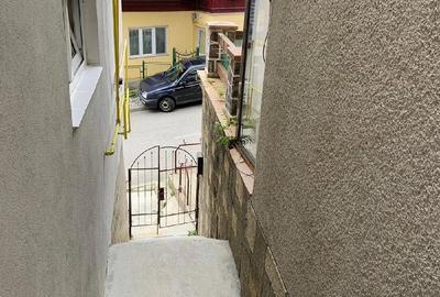 Casă cu Teren 1000 Mp în Olteni - 3