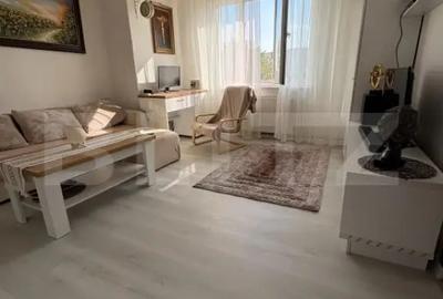 Apartament cu 2 camere semidecomandat în Trivale