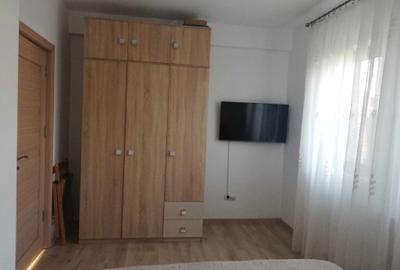 Casă cu 4 camere în Central - 2