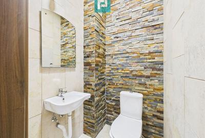 Apartament cu 2 camere decomandat în UTA - 8