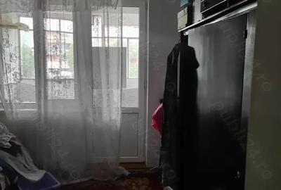 Apartament cu 4 camere decomandat în Central - 2