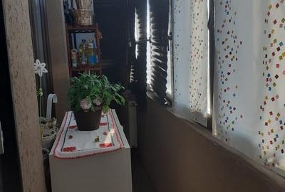 Apartament cu 3 camere semidecomandat în Sud - 2