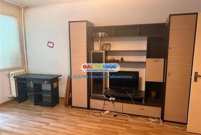 Garsonieră decomandată, mobilată în Dristor