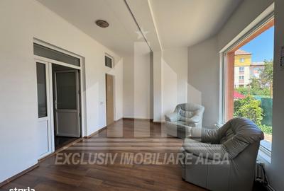 Casă cu 4 camere în Vinerea - 2