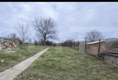 Casă cu 4 camere în Răhău - 8