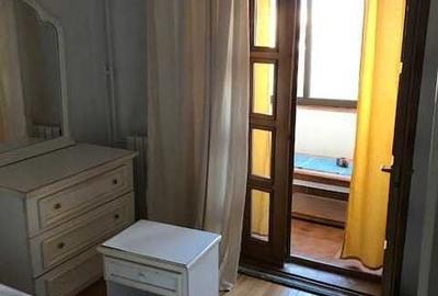 Apartament cu 3 camere decomandat în Ultracentral